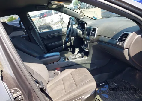 2018 Jeep Grand Cherokee Laredo E 4X4 из США, поврежденный, VIN 1C4RJFAG1JC333553